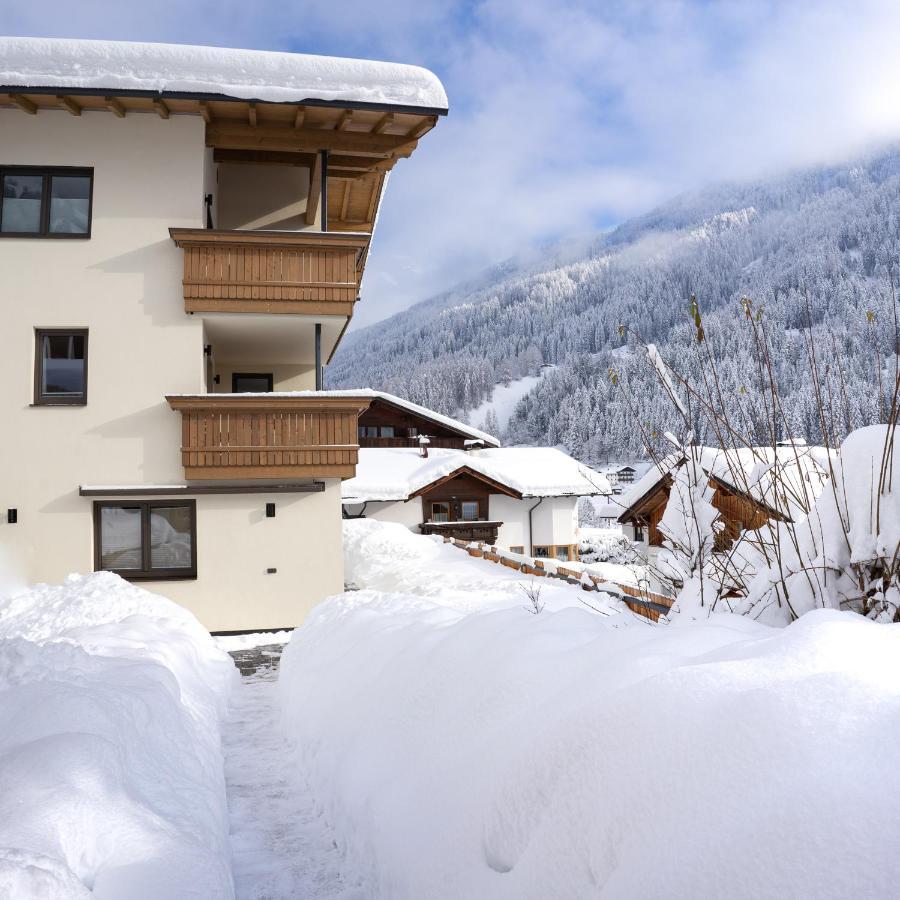 ניוסטיפט אים סטובאיטל Berg' & Bluamen Appartements Stubai מראה חיצוני תמונה