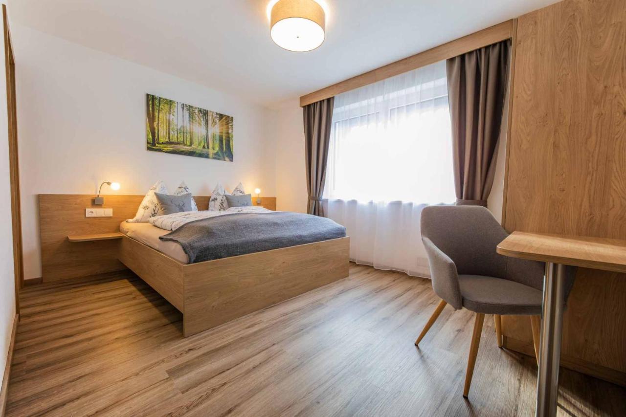 ניוסטיפט אים סטובאיטל Berg' & Bluamen Appartements Stubai מראה חיצוני תמונה
